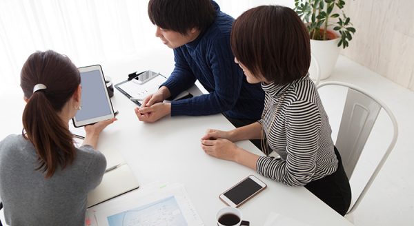 3 Reasons to Use a Real Estate Pro in a Complex Digital World | MyKCM
