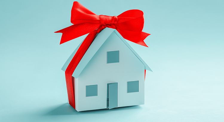 Your House Could Be the #1 Item on a Homebuyer’s Wish List During the Holidays | MyKCM